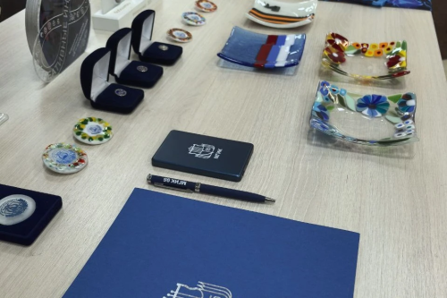 Участники выставки инновационных проектов творческих вузов в РАО Стенд МГИК на выставке в Российской академии образования 19 марта 2026