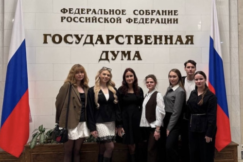 Студенты МГИК на экскурсии в Государственной Думе показ фильма Малыш

