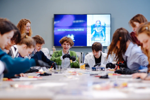 Факультет государственной культурной политики проводит профориентацию для школьников